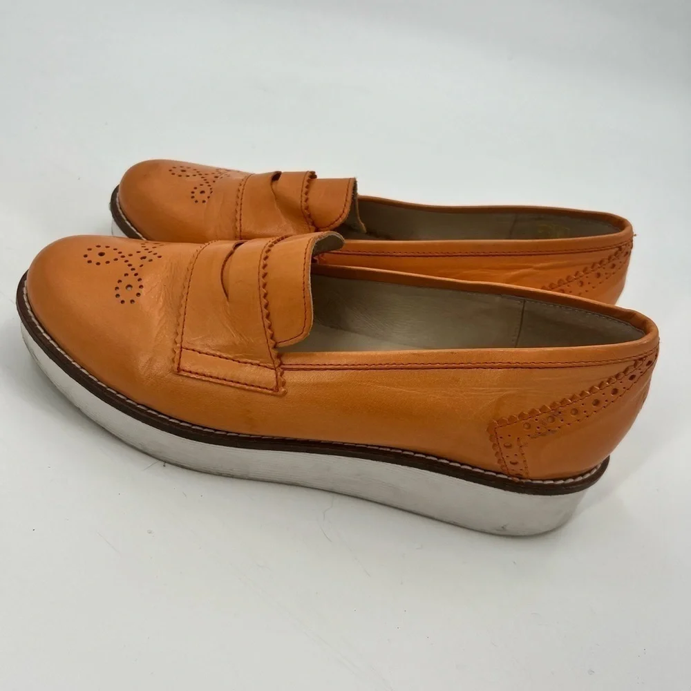 DNA Mind Body & Sole brown orange loafers shoes 7 (size 39)